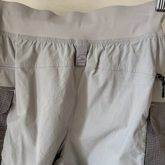 Lululemon Multi-Pocket Cargo Hiking Shorts Seal Grey Sz 6 - Picture 15 of 16